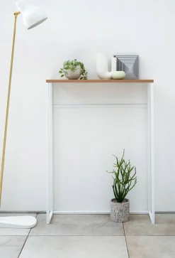 Hot Yamazaki konsolipöytä Tower valkoinen