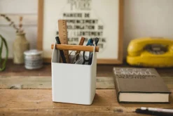 Online Yamazaki kynäteline valkoinen