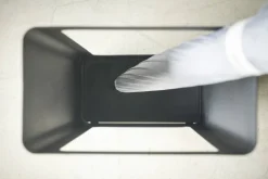 sateenvarjoteline Tower musta*Yamazaki Outlet